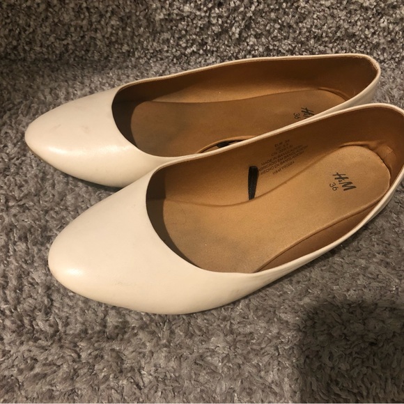H&M  shoes - Picture 3 of 3